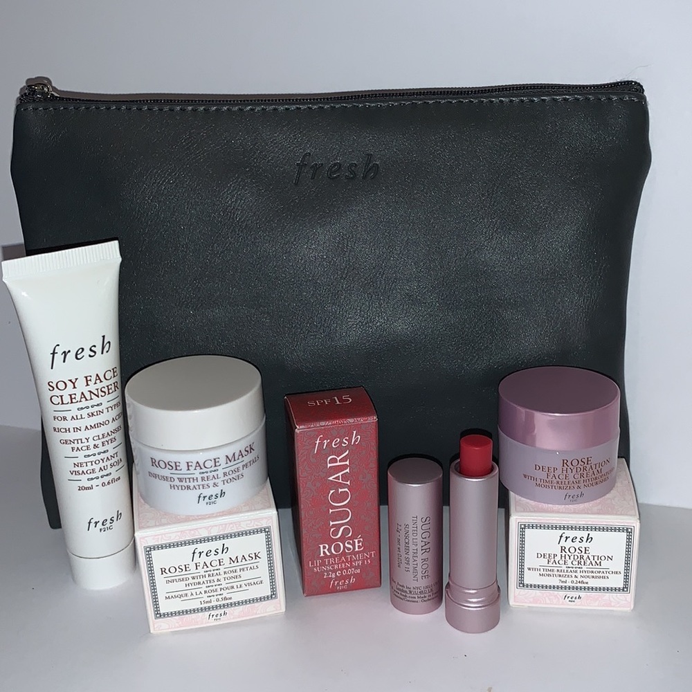 New FRESH 5 Piece Beauty Bag Skincare Set